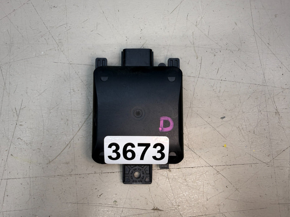 GM REAR RIGHT RH BLIND SPOT RADAR SENSOR MODULE 42752033 OEM