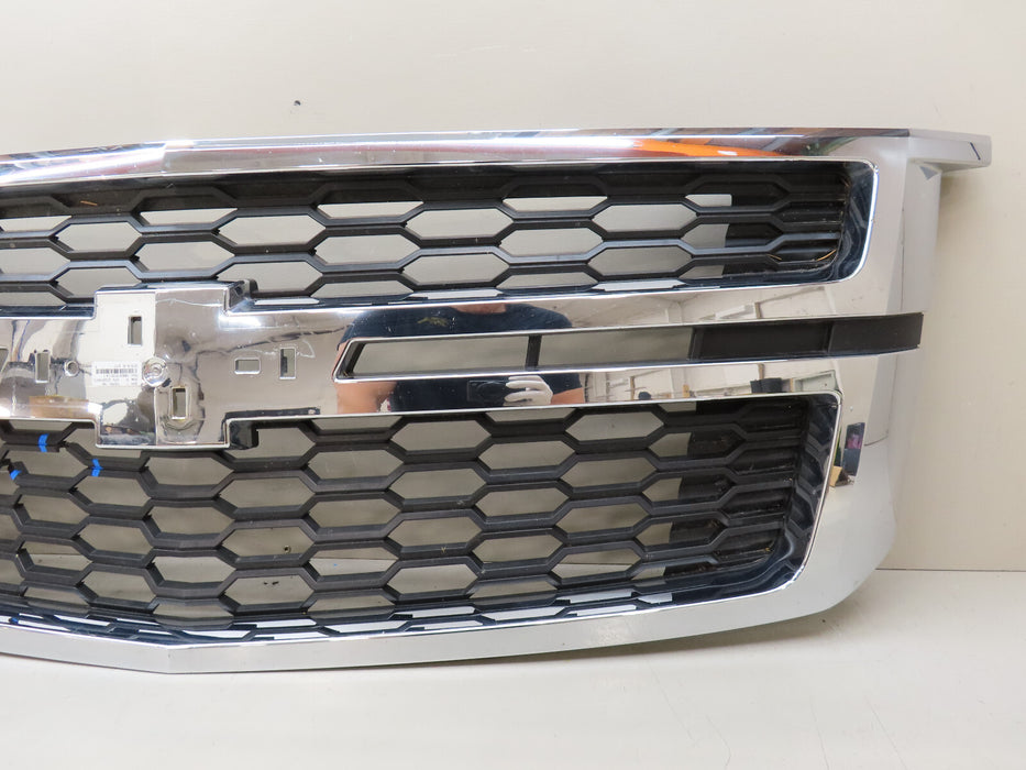 2015-2020 CHEVROLET TAHOE/SUBURBAN FRONT RADIATOR GRILL GRILLE OEM 23440914