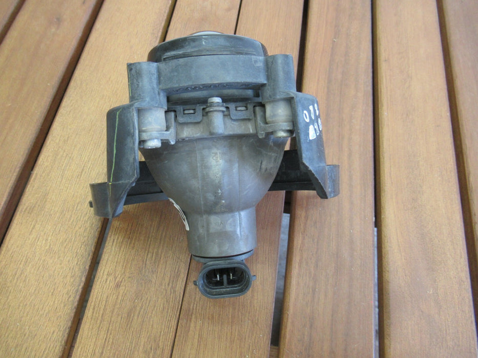 2008-2012 CADILLAC CTS FRONT DRIVER OR PASSENGER SIDE BUMPER FOG LIGHT LAMP OEM