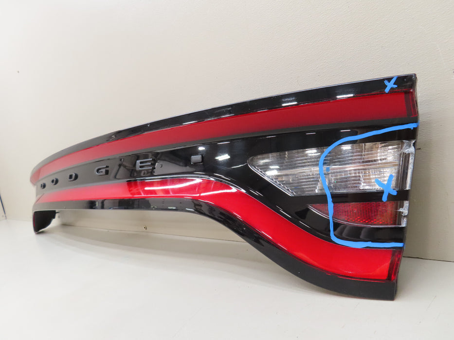 2015-2023 DODGE CHARGER REAR CENTER LAMP TAIL LIGHT OEM 68474280AA