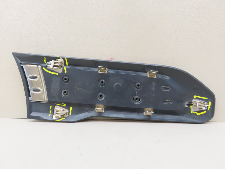 2020-2023 GMC SIERRA 2500 3500 FRONT LEFT DRIVER SIDE FENDER VENT OEM