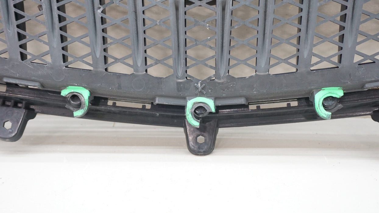 2017-2022 BUICK ENCORE FRONT UPPER RADIATOR GRILLE 42353747 OEM