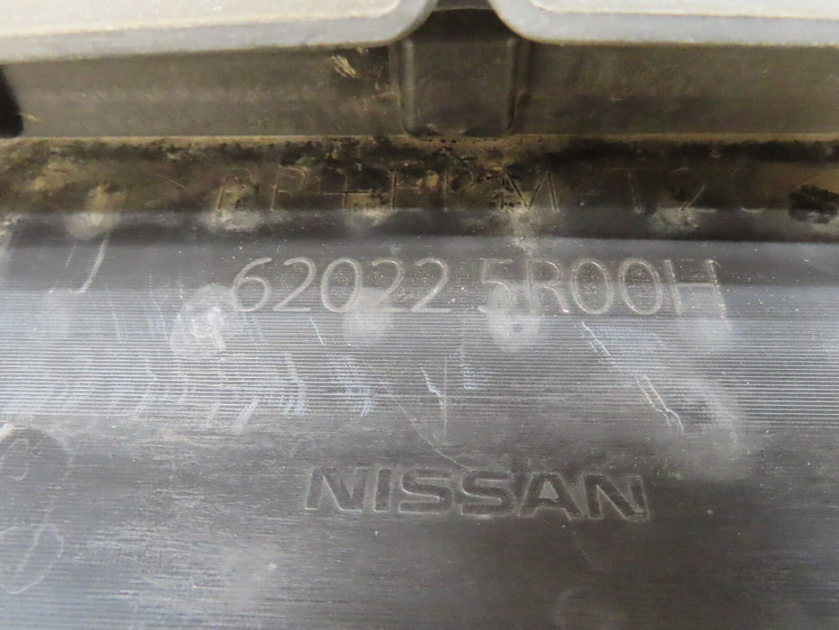 2021-2023 NISSAN KICKS FRONT BUMPER COVER OEM 62022-5R00H