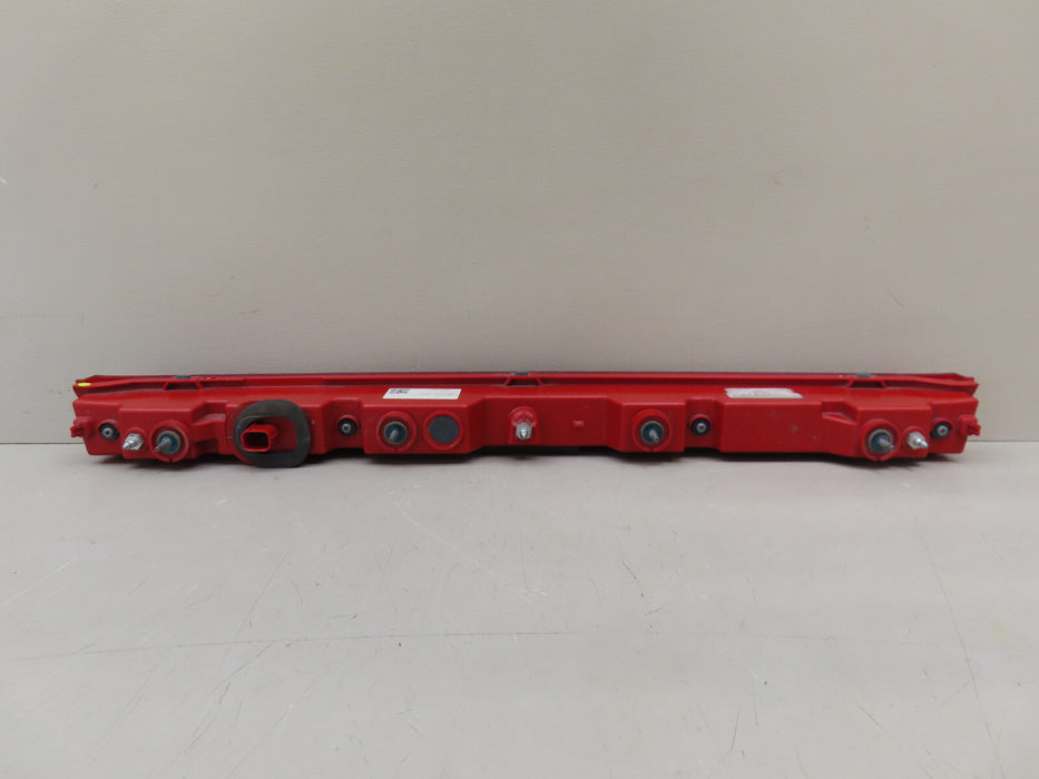 2015-2019 LINCOLN MKC REAR LIFTGATE CENTER LED TAIL LIGHT OEM