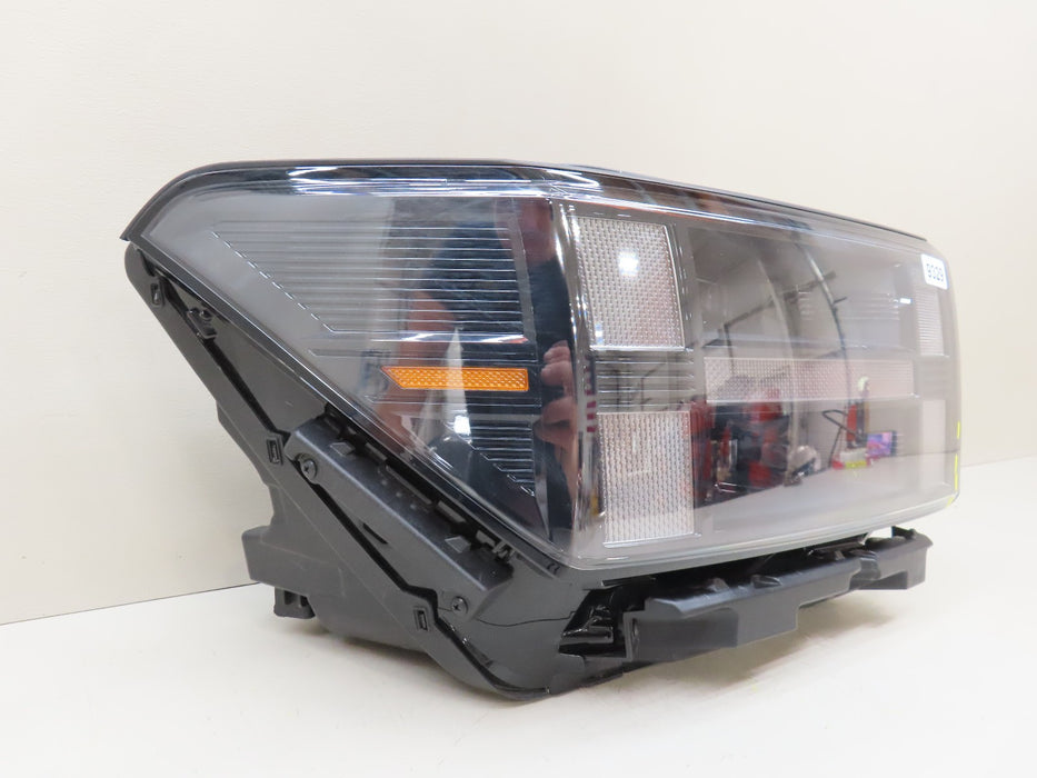 2024-2025 HYUNDAI SANTA FE RIGHT PASSENGER LED HEADLIGHT OEM  9329