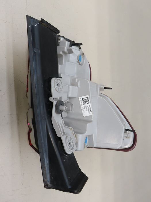 2020-2023 GMC ACADIA REAR RIGHT PASSENGER SIDE TAIL LIGHT OUTER OEM