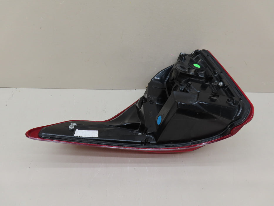 2020-2023 FORD EXPLORER REAR LEFT DRIVER SIDE TAIL LIGHT LED OEM