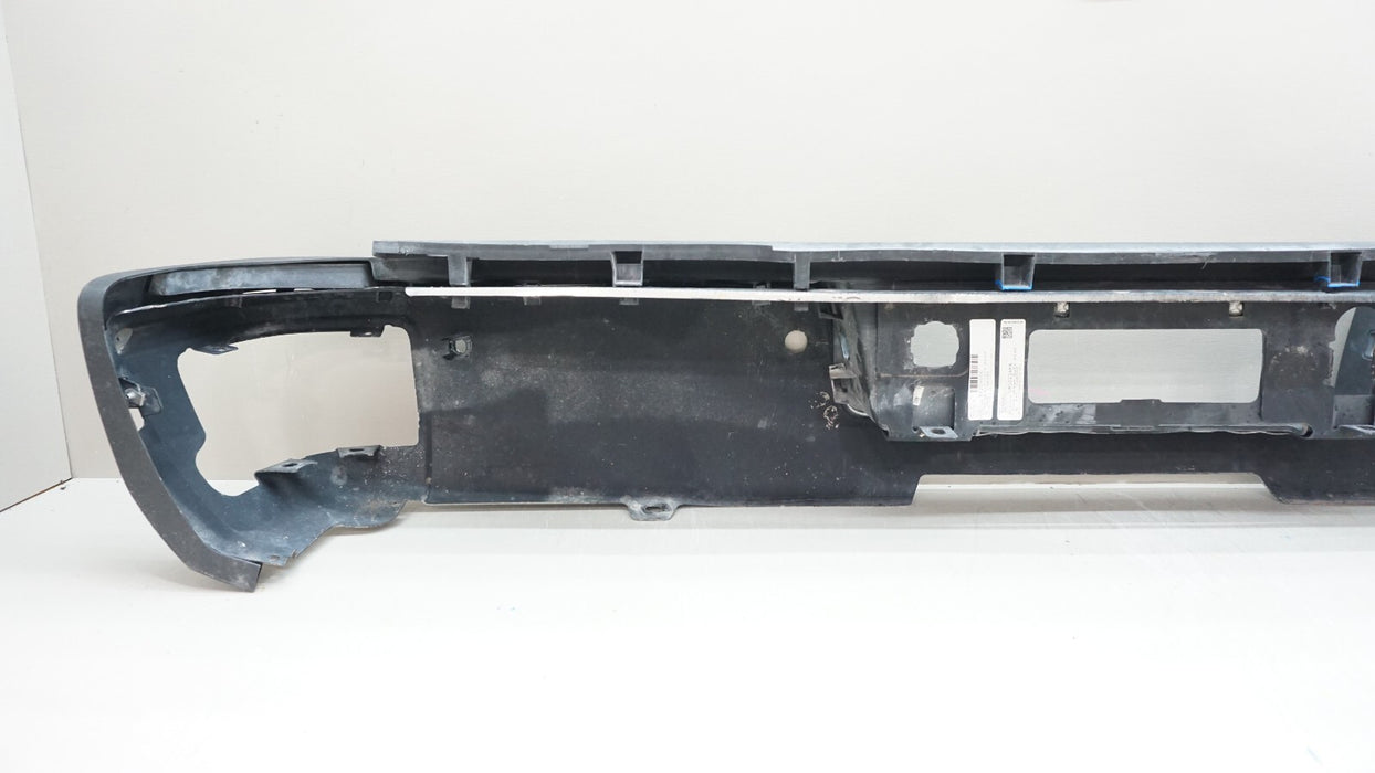 2016-2019 CHEVROLET SILVERADO GMC SIERRA 2500 REAR METAL BUMPER OEM 84204606