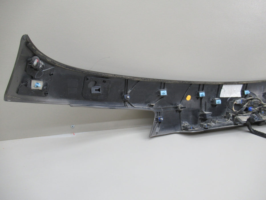 2016-2020 KIA SORENTO REAR TRUNK TAILGATE UPPER FINISH MOLDING W/ CAMERA OEM