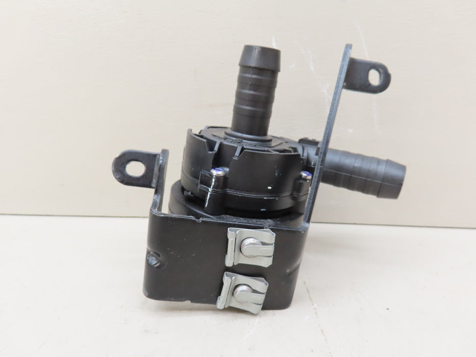 2017 2018 FORD ESCAPE ENGINE AUXILARY WATER PUMP OEM GV31-19D473