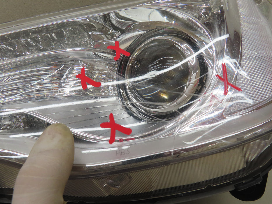 2017-2023 CHRYSLER 300 FRONT LEFT DRIVER HEADLIGHT HALOGEN OEM 68269811AA