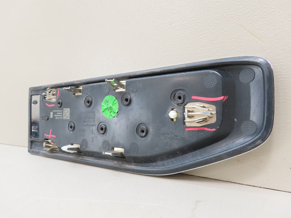 2019-2025 GMC SIERRA 1500 FRONT LEFT DRIVER SIDE FENDER VENT OEM