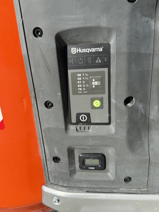 HUSQVARNA DE 120 HEPA Heavy Duty Dust Vacuum for Concrete Floor Grinders