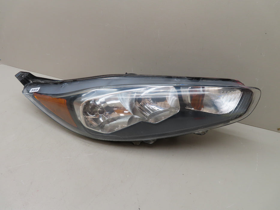 2014-2018 FORD FIESTA FRONT RIGHT PASSENGER RH SIDE HALOGEN HEADLIGHT OEM