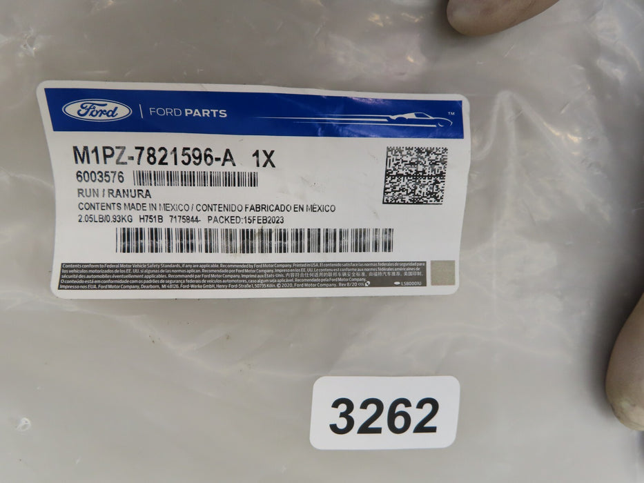 2021-2023 FORD BRONCO SPORT FRONT RIGHT GLASS RUN CHANNEL OEM M1PZ-7821596-A