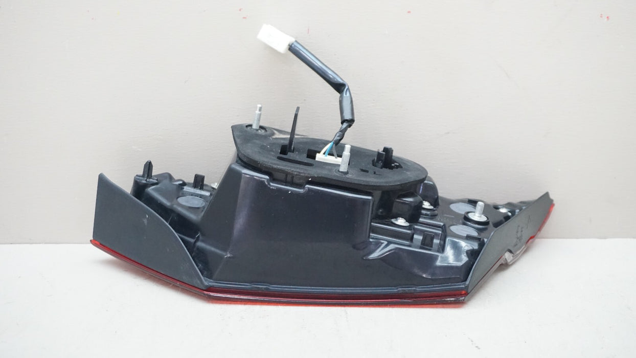 2018-2020 TOYOTA CAMRY REAR LEFT DRIVER SIDE INNER TAIL LIGHT OEM
