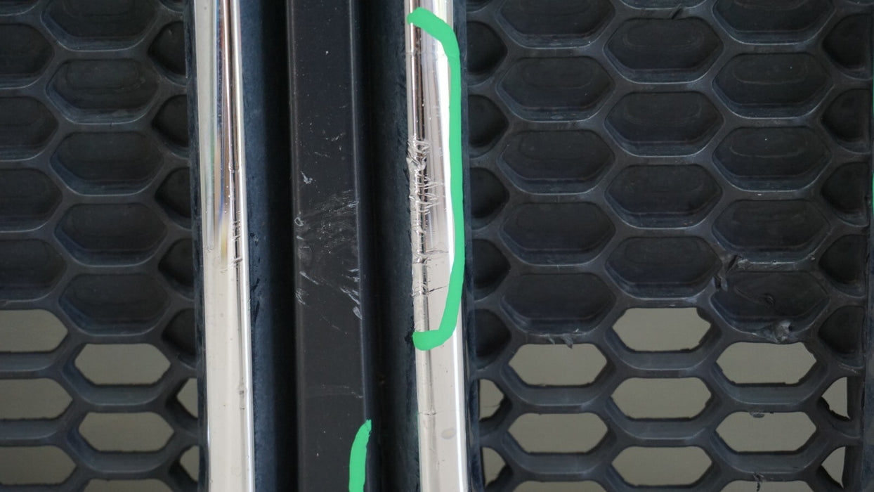 2015-2018 JEEP RENEGADE SUV FRONT BUMPER RADIATOR GRILLE GRILL OEM 735587827
