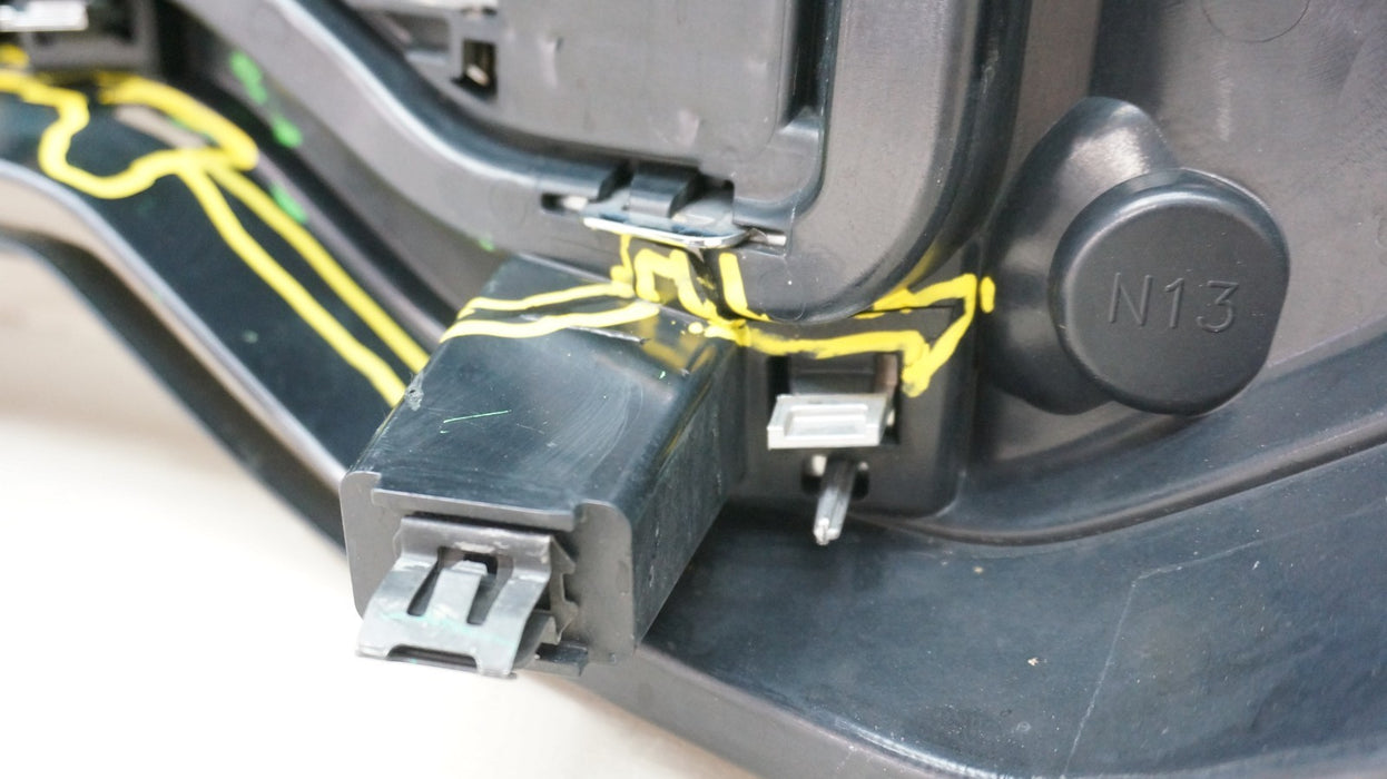 2020-2023 GMC SIERRA 2500HD 3500HD FRONT RADIATOR GRILLE GRILL 84656390 OEM