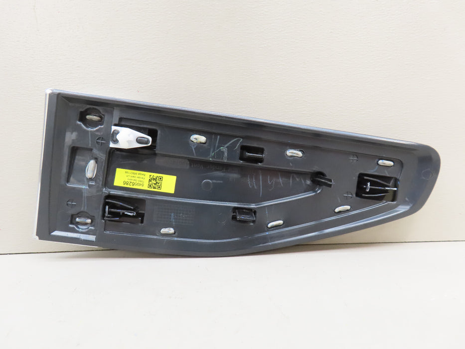 GMC FRONT LEFT DRIVER SIDE FENDER VENT OEM