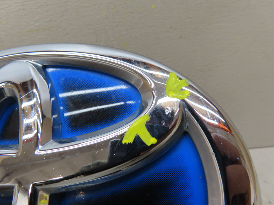 2012-2017 TOYOTA PRIUS CAMRY HIGHLANDER FRONT GRILLE EMBLEM OEM 75311-47011