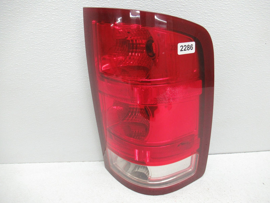 2007-2014 CHEVROLET SILVERADO REAR LEFT DRIVER SIDE OUTER TAIL LIGHT LAMP OEM