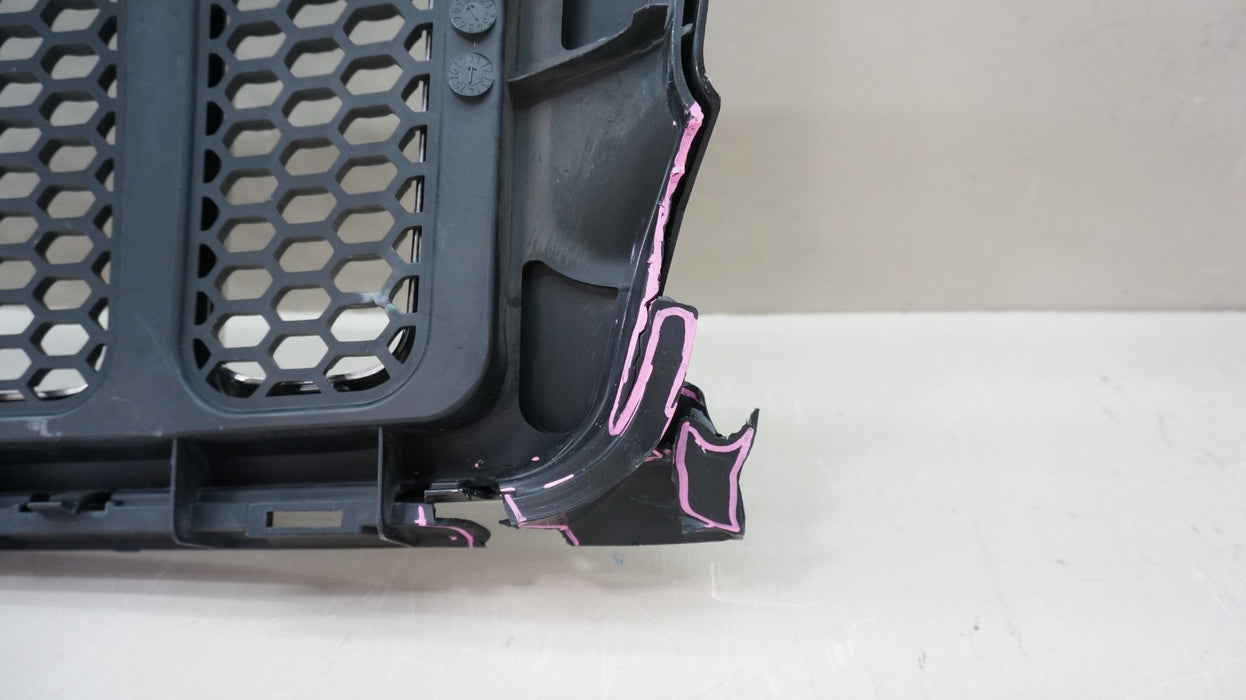 2011-2013 JEEP GRAND CHEROKEE FRONT BUMPER RADIATOR GRILLE OEM