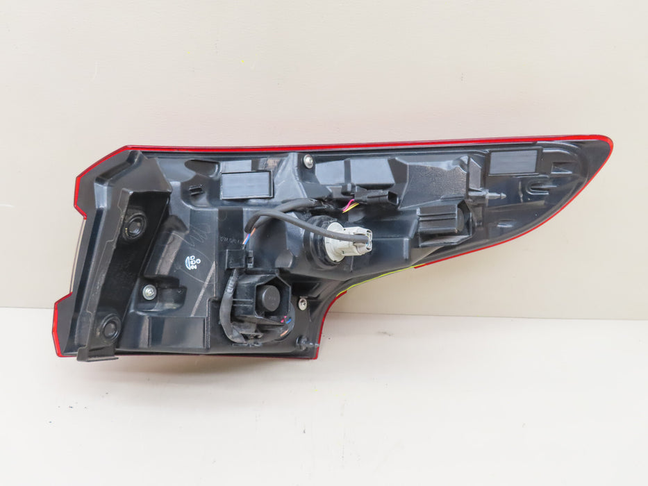 2017 2018 2019 2020 2021 2022 NISSAN ROGUE REAR LEFT DRIVER TAIL LIGHT OUTER OEM