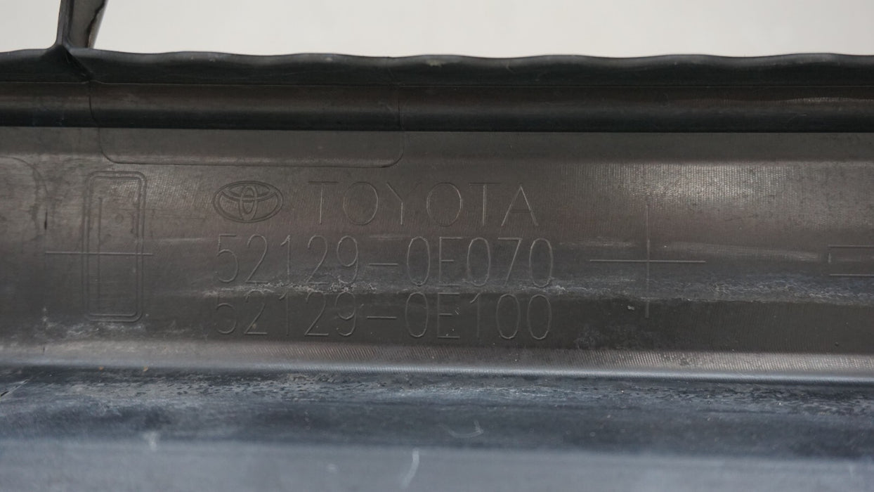 2020-2021 TOYOTA HIGHLANDER FRONT BUMPER COVER OEM 20 21 52129-0E070