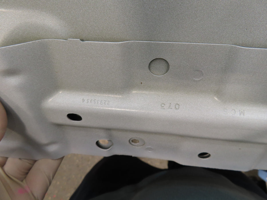 2015-2018 CHEVROLET SILVERADO 1500 2500 3500 FRONT LEFT SIDE FENDER OEM 22935934