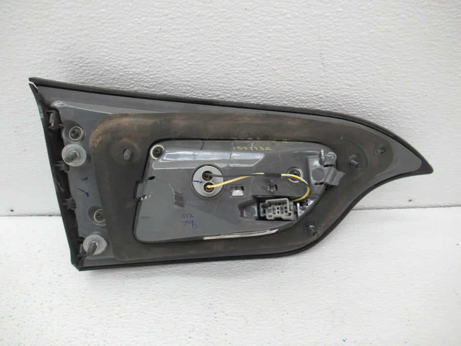 2014 2015 2016 2017 2018 JEEP CHEROKEE RIGHT INNER LED TAIL LIGHT LAMP OEM