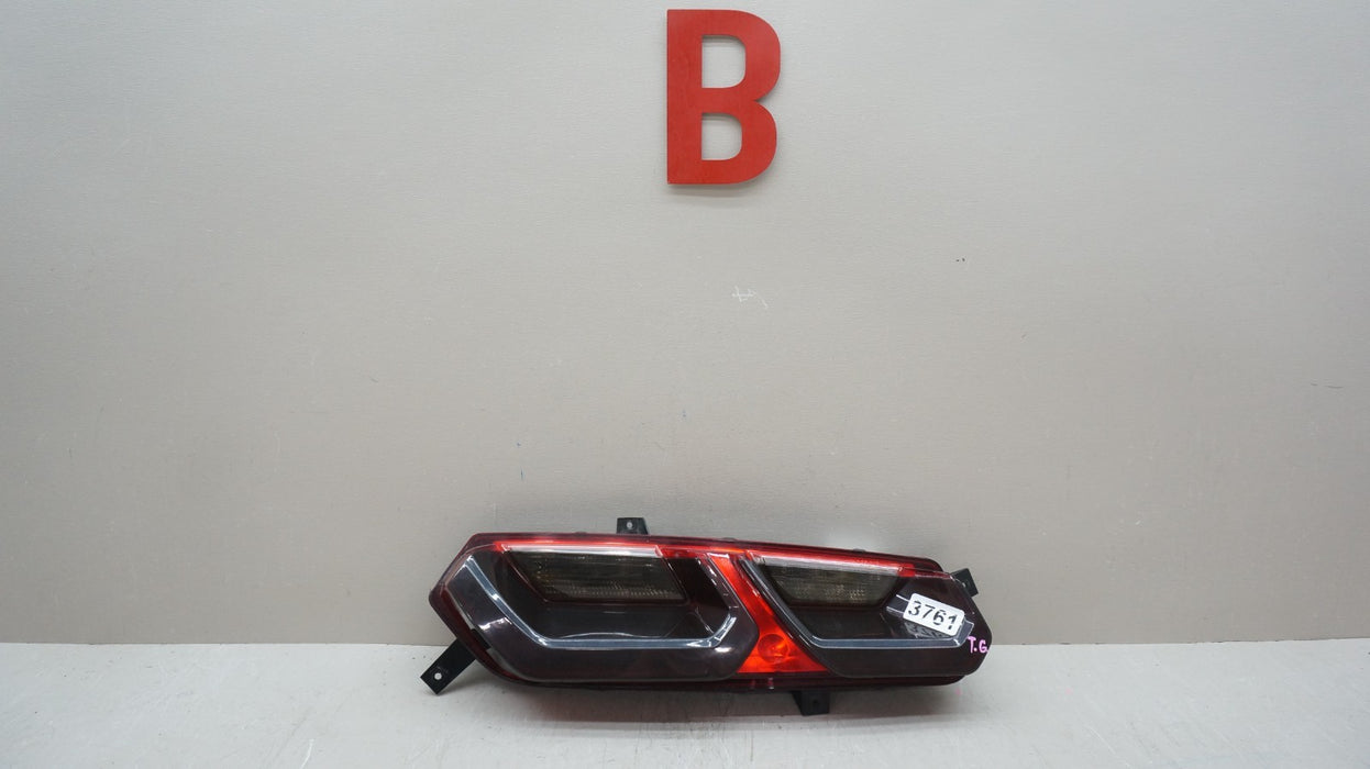 2014-2019 CHEVROLET CORVETTE C7 REAR DRIVER LEFT TAILLIGHT 23170469 OEM