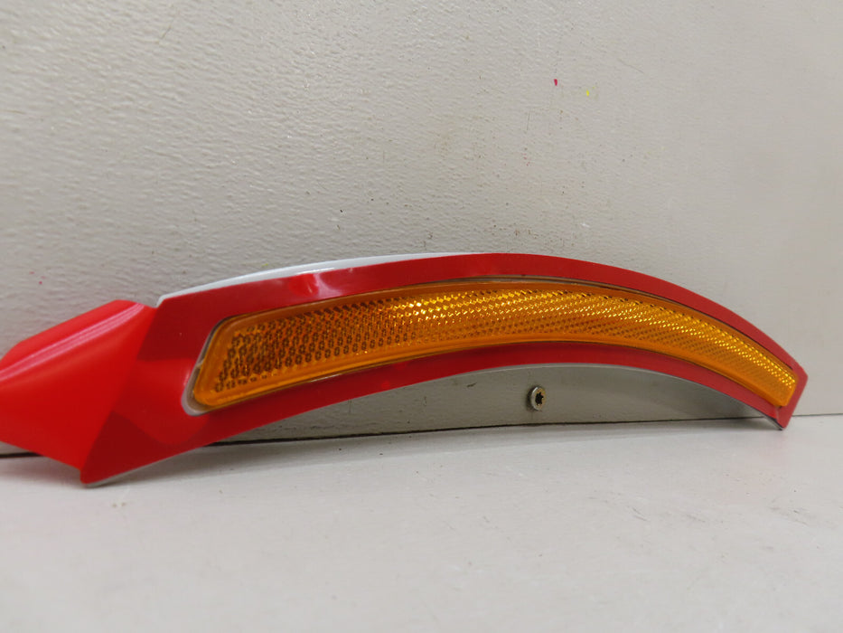 2014-2017 BMW X5 FRONT BUMPER RIGHT PASSENGER SIDE REFLECTOR OEM 63147290094