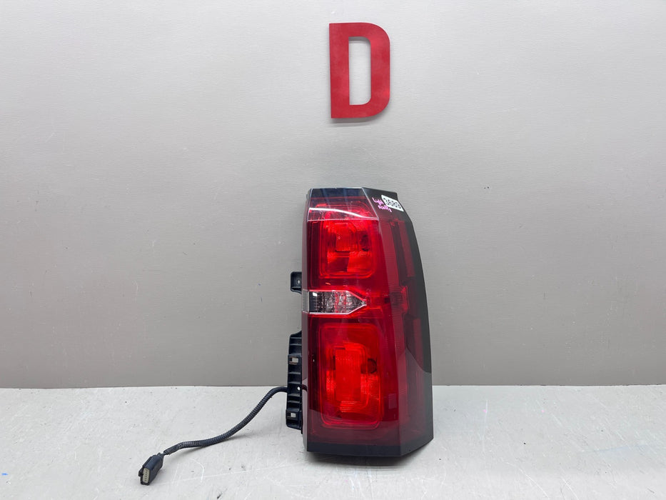 2015-2020 CHEVROLET TAHOE SUBURBAN RH PASSENGER RIGHT TAILLIGHT OEM