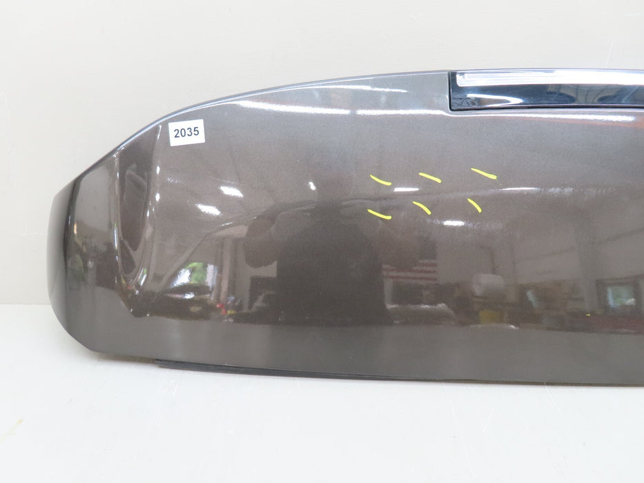 2015-2020 GMC YUKON REAR TAILGATE LIFTGATE SPOILER W/ THIRD LIGHT OEM 84554769