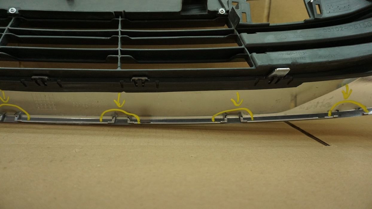 2016-2018 LEXUS ES350 ES300H LOWER GRILLE GRILL OEM 5310206150 16 17 18