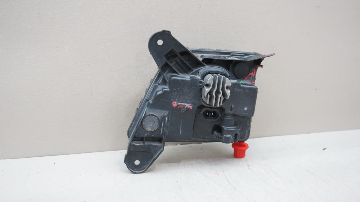 2019-2023 CHEVROLET SILVERADO 1500 2500 LEFT DRIVER SIDE FOG LIGHT OEM 84509651