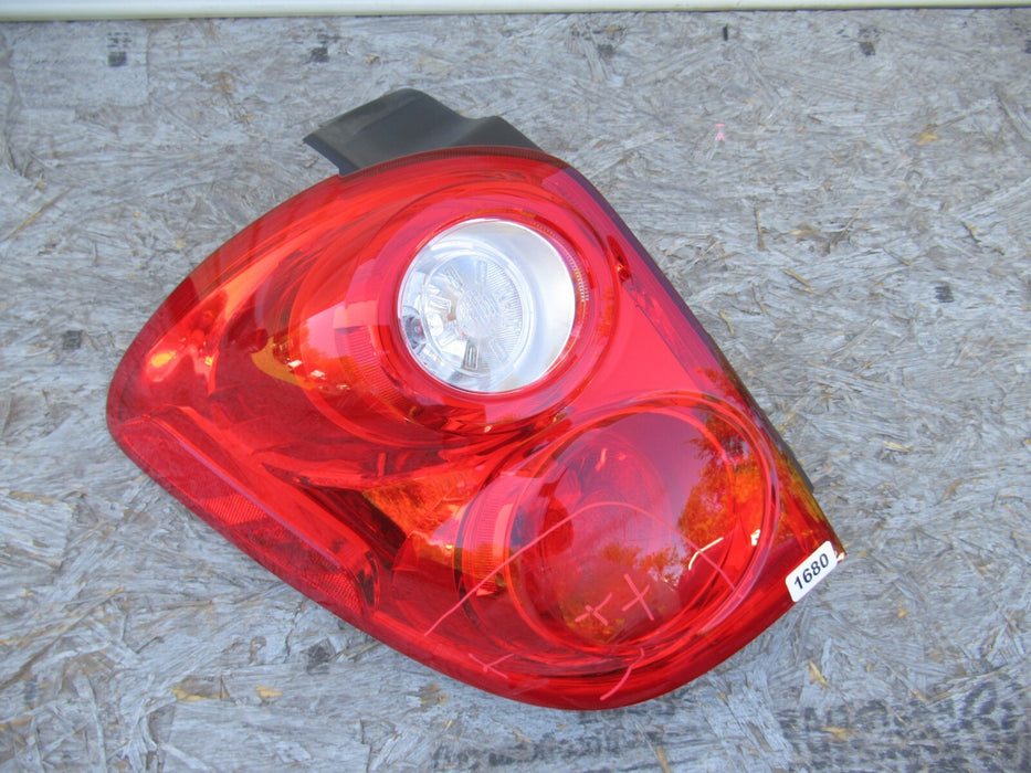 2010-2013 CHEVROLET EQUINOX REAR LEFT DRIVER SIDE TAIL LIGHT HALOGEN LAMP OEM