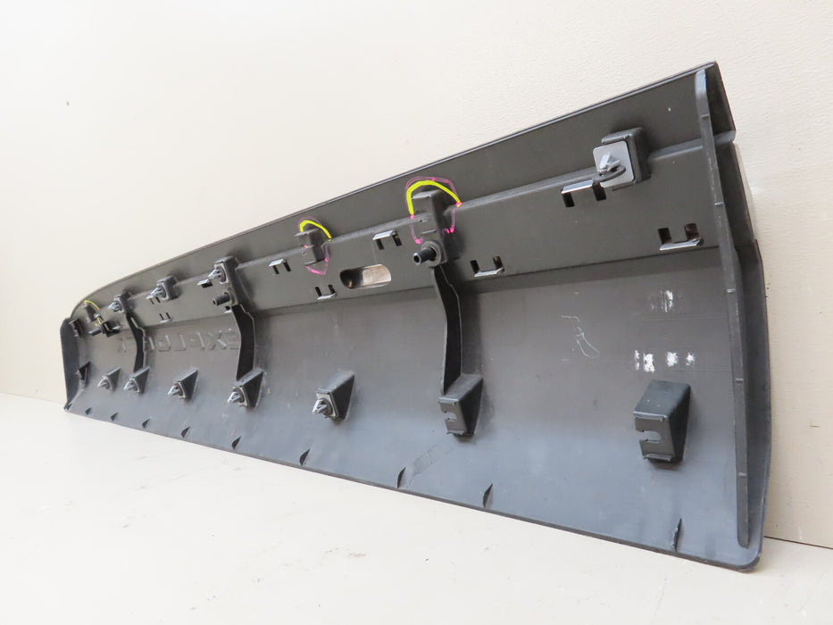 2020-2021 FORD EXPLORER FRONT RIGHT PASSENGER DOOR LOWER MOLDING OEM LB5B-S20848