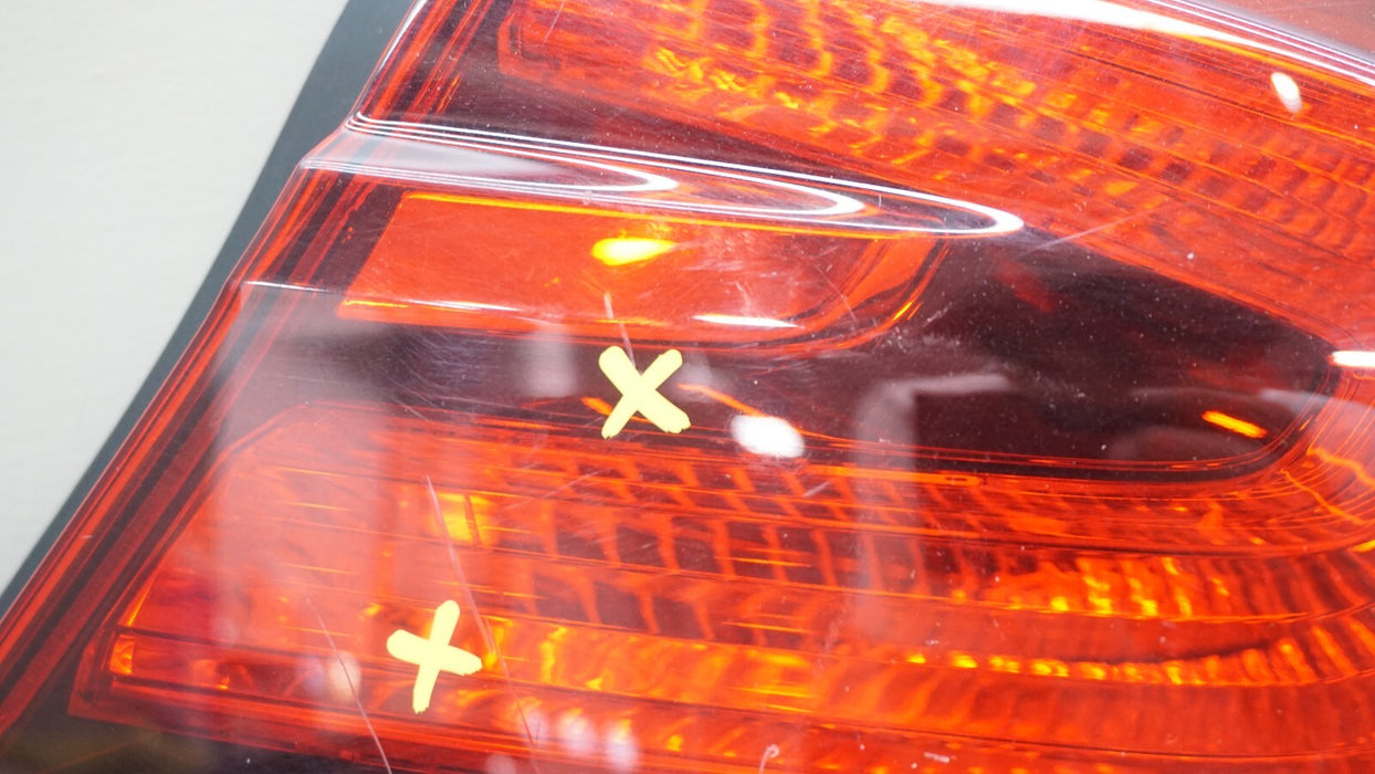2013-2015 HONDA CIVIC SEDAN REAR RIGHT PASSENGER SIDE TAIL LIGHT OEM 13 14 15