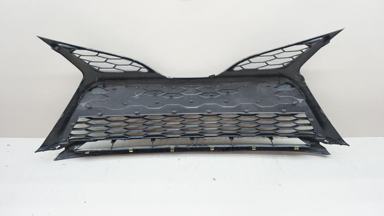 2018-2020 TOYOTA CAMRY FRONT LOWER RADIATOR GRILLE GRILL OEM 53113-06160