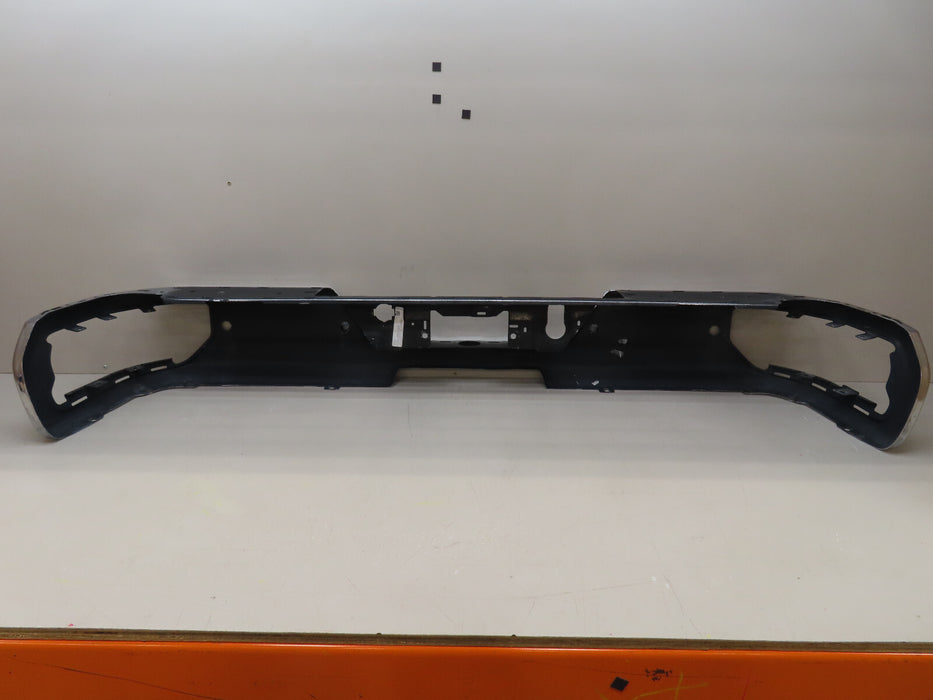 2020-2023 CHEVROLET/GMC SILVERADO-SIERRA 2500 3500 REAR BUMPER METAL OEM