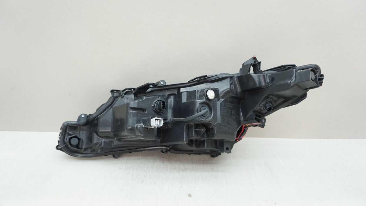 2018-2021 TOYOTA CAMRY FRONT RH RIGHT PASSENGER SIDE HALOGEN HEADLIGHT OEM