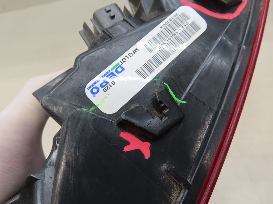 2018-2020 TOYOTA CAMRY REAR LEFT DRIVER SIDE TAILLIGHT LAMP AFTERMARKET