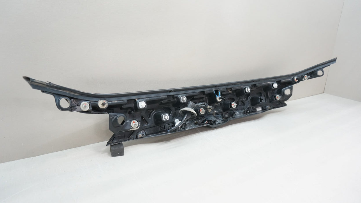 2019-2020 FORD EDGE REAR LIFTGATE FINISH PANEL MOLDING W/ CAMERA OEM KT4B-R43404
