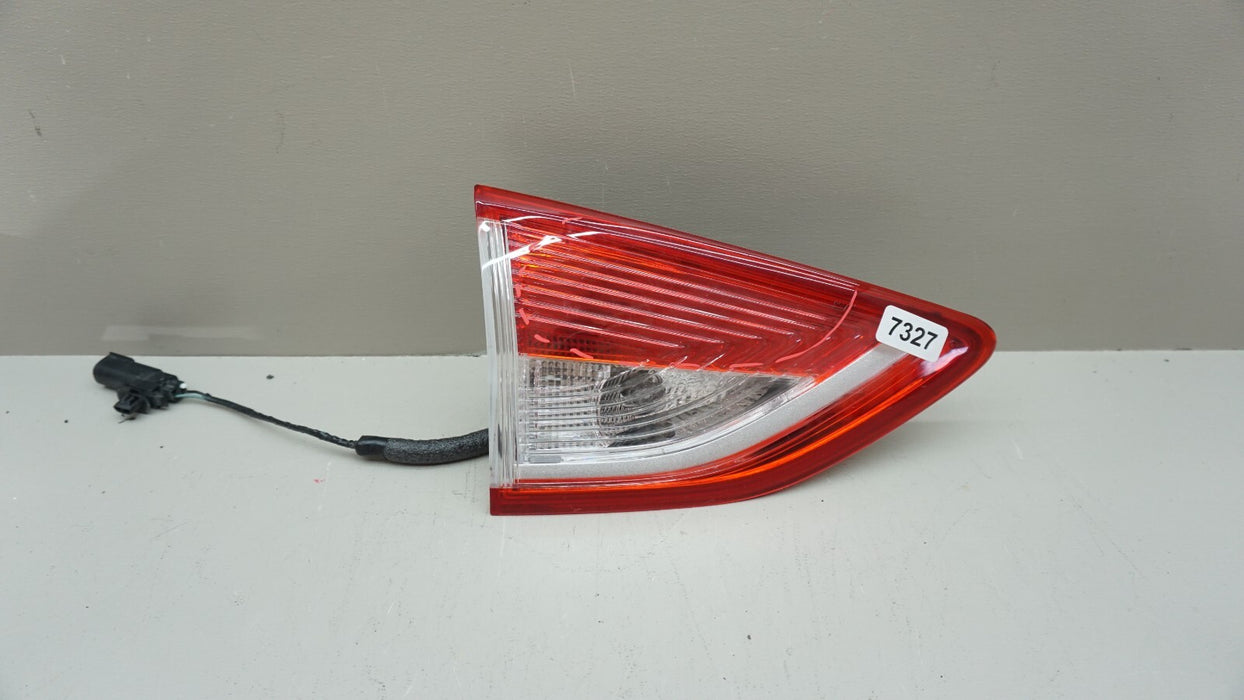 2013-2016 FORD ESCAPE REAR LEFT DRIVERS SIDE INNER TAIL LIGHT OEM