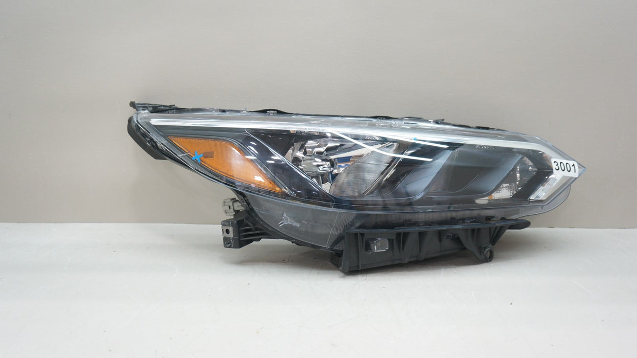 2024-2025 NISSAN SENTRA FRONT RIGHT PASSENGER SIDE HALOGEN HEADLIGHT OEM