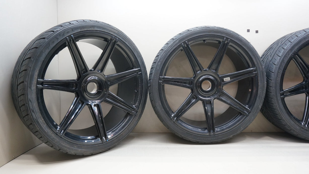 ROLLS ROYCE VOSSEN FORGED SERIES S17-11 SET RIMS W TIRES. NO TPMS SENSORS