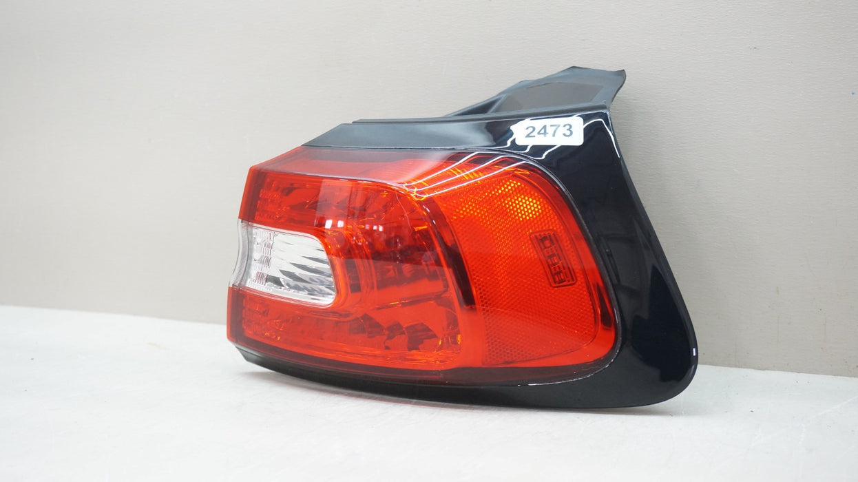 2014-2018 JEEP CHEROKEE REAR RIGHT PASSENGER SIDE TAIL LIGHT OEM
