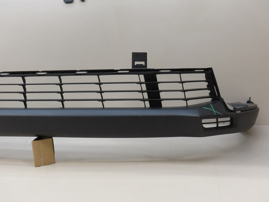 2017-2019 TOYOTA HIGHLANDER FRONT LOWER BUMPER COVER VALANCE OEM 52129-0E030