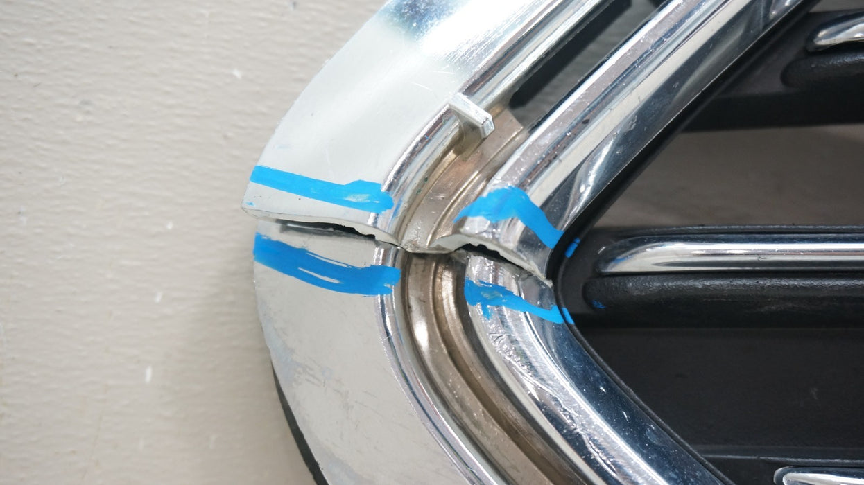 2014-2019 FORD FIESTA FRONT BUMPER UPPER GRILLE GRILL CHROME D2BB-17B968 OEM